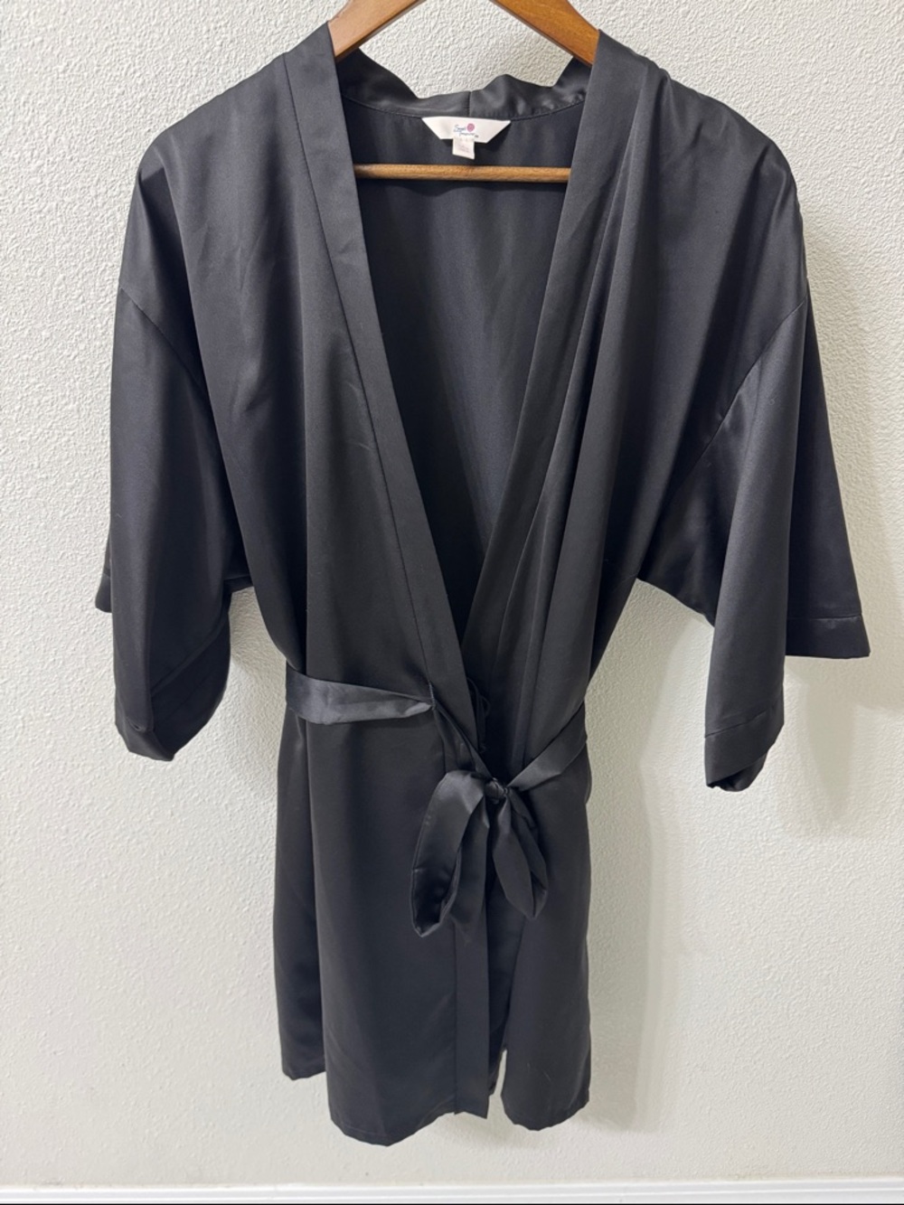 Secret Treasures Black Satin Kimono-Style Robe